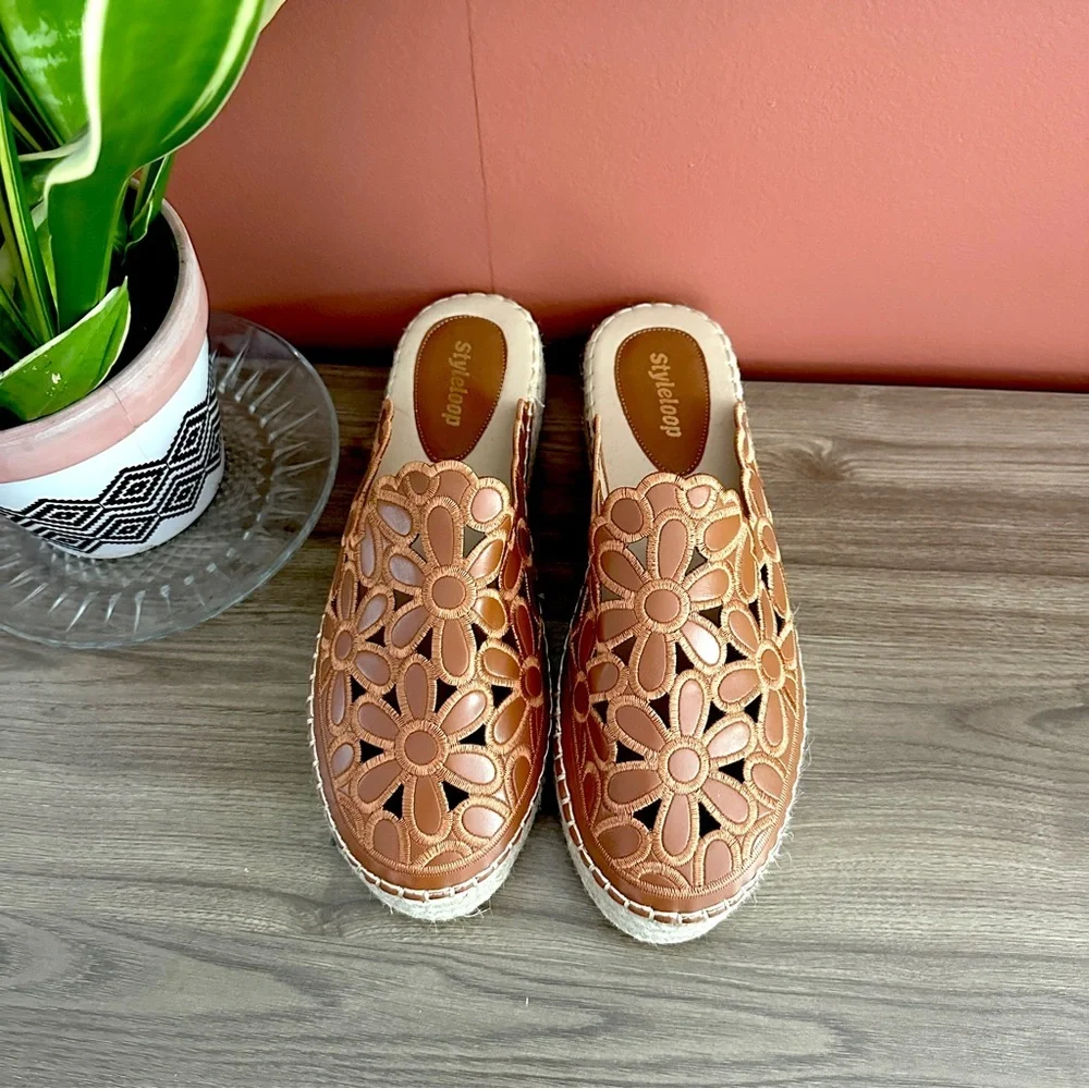 Floral Embroidered Espadrille Flat Vacation Tan Pleather Platform Shoes 9.5 10